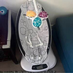 Gently Used 4moms mamaRoo Baby Swing with Colorful Mobile
